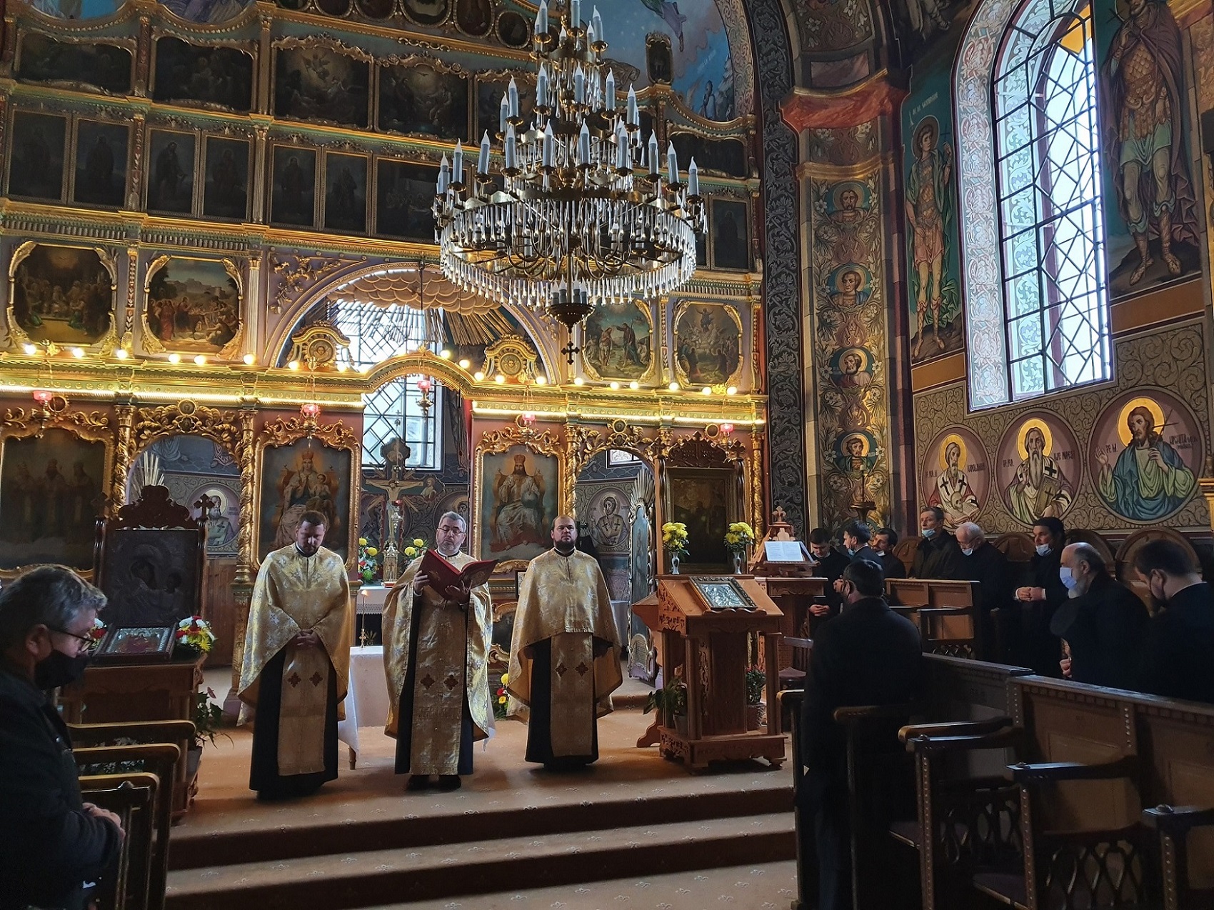 IPS Irineu, prezent la biserica „Invierea Domnului” din Sebes