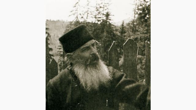 daniil sandu tudor la manastire