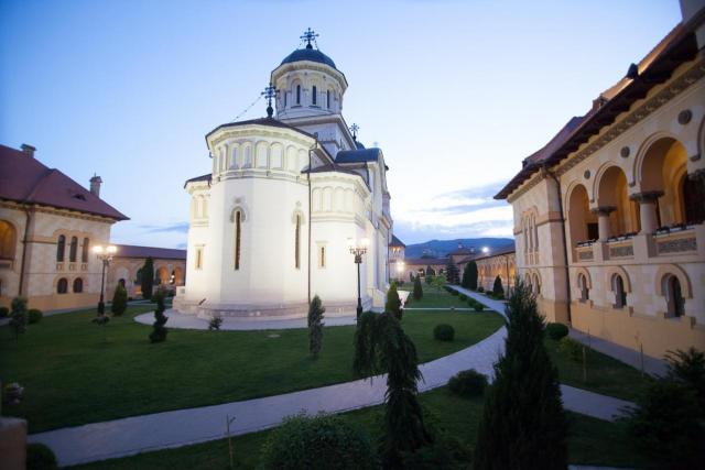 Catedrala Reîntregirii, Alba Iulia